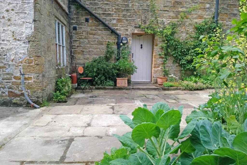 Shed End, In 18Th Century Lothersdale Mill Bd20 8En Bagian luar foto